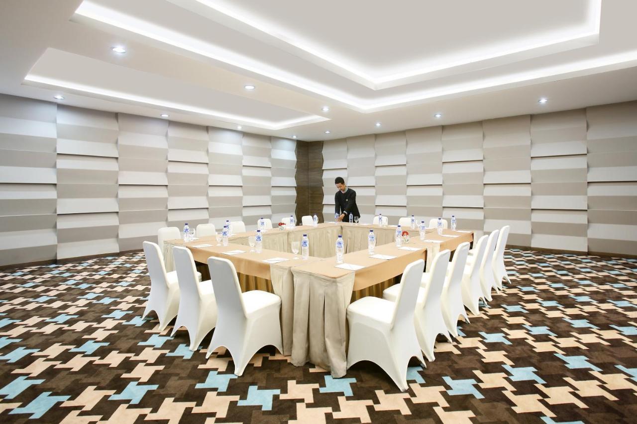 Hotel Santika Kelapa Gading Dżakarta Zewnętrze zdjęcie