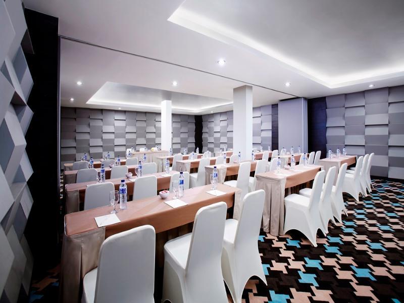 Hotel Santika Kelapa Gading Dżakarta Zewnętrze zdjęcie